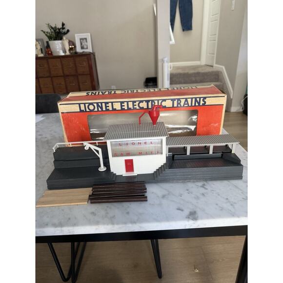 Lionel Other - Lionel 6-2301 Operating Sawmill O-Gauge Accessory w/ Original Box, Logs & Boards